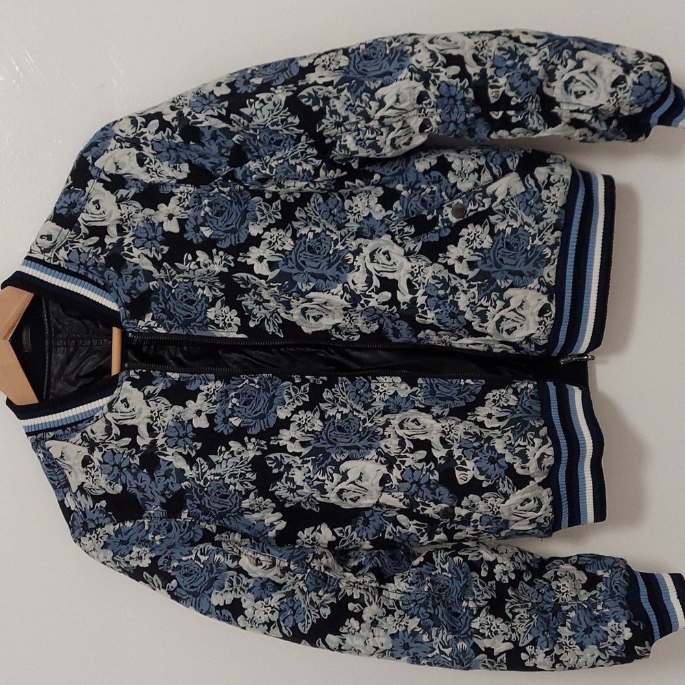 Reversible stylish jacket
